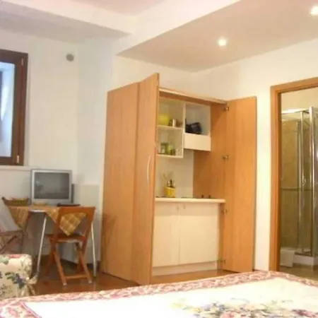 Aida Hotel